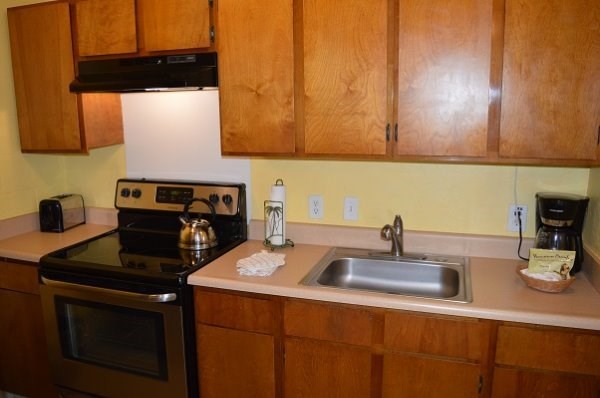 Photo 1 of 13 — 76-6233 ALII DR 372, Kailua-Kona, HI 96740