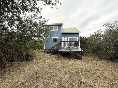 Photo of 94-6342 Makai St, Naalehu, HI 96772 (MLS # 719901)