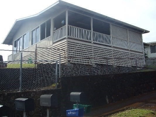 Photo 1 of 24 — 979-A KUMUKOA ST, Hilo, HI 96720
