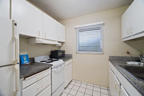 Tiny photo for 525 Aleka Lp Loop #D5, Kapaa, HI 96746 (MLS # 714742)