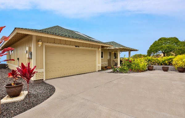 Photo 1 of 23 — 75-6076 N HAKU MELE PL, Kailua-Kona, HI 96740