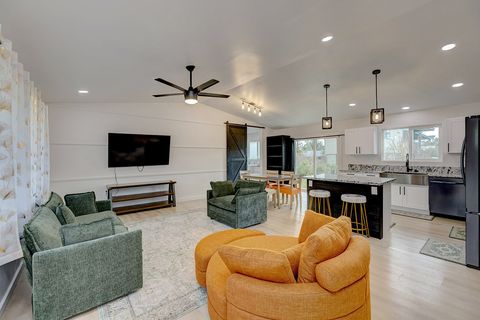 Photo of 16-2144 Tree Fern Dr, Pahoa, HI 96778 (MLS # 726864)