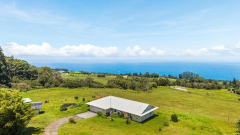 Photo of 35-240 Papaaloa Rd, Laupahoehoe, HI 96764 (MLS # 732708)