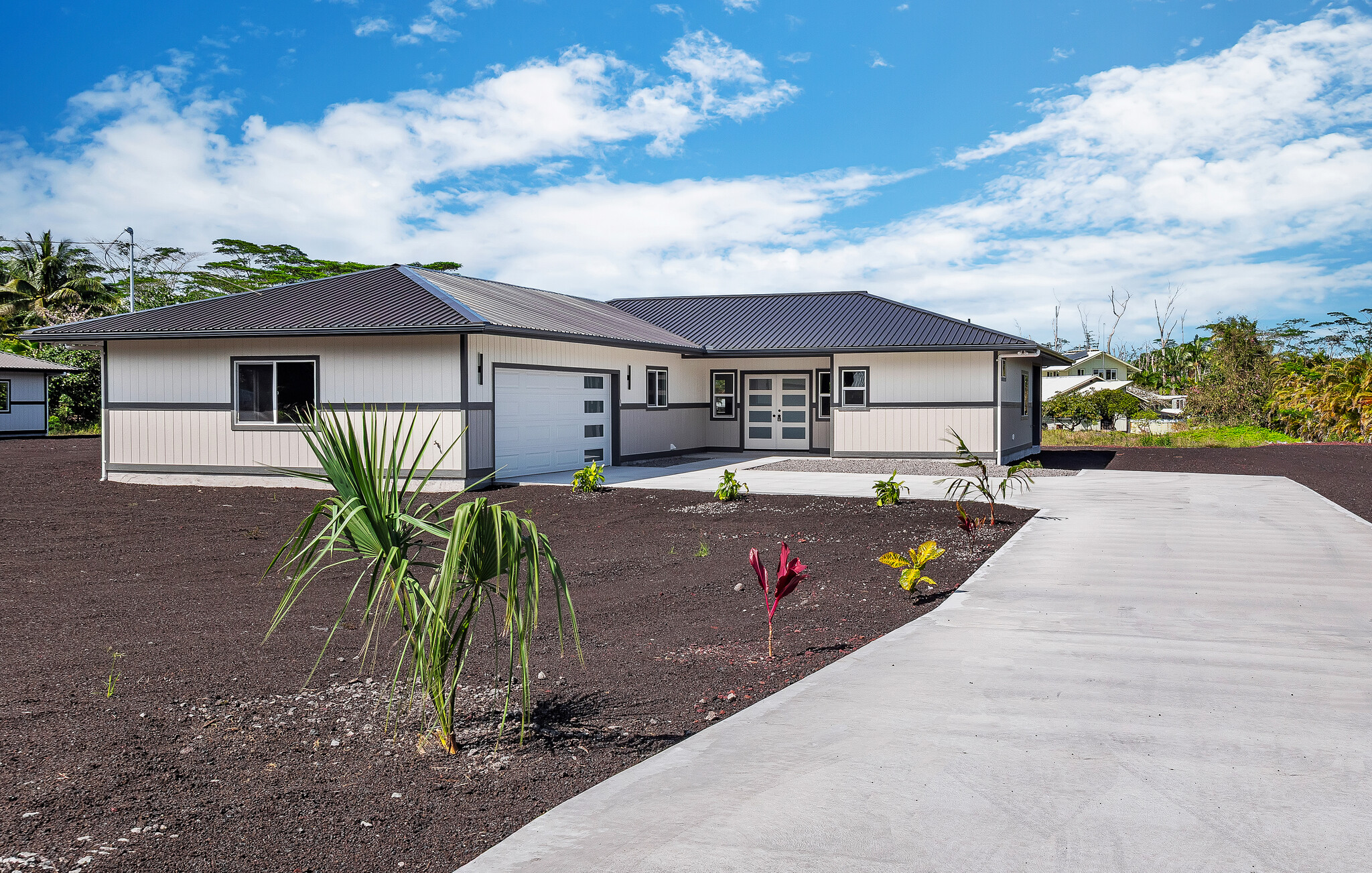 Photo 1 of 30 — 15-2071 6TH AVE, Keaau, HI 96749