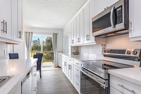 Photo of 65-1305 Kawaihae Rd #C6, Kamuela, HI 96743 (MLS # 728229)