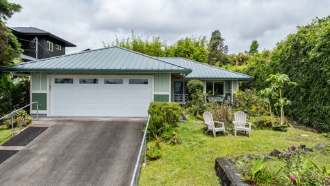 Photo of 25-171 Malumalu St, Hilo, HI 96720 (MLS # 731371)
