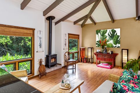 Photo of 46-4147 Old Mamalahoa Highway #B, Honokaa, HI 96727 (MLS # 723900)