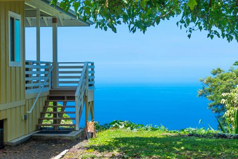 Photo of 87-2771 Mamalahoa Hwy #2, Captain Cook, HI 96704 (MLS # 729239)