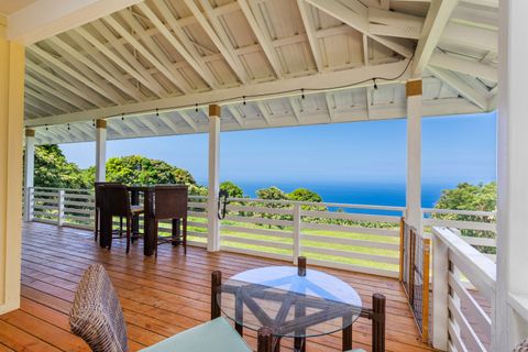 Photo of 87-2771 Mamalahoa Hwy #2, Captain Cook, HI 96704 (MLS # 729239)