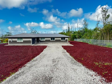Photo of 15-2069 31st Ave, Keaau, HI 96749 (MLS # 733125)