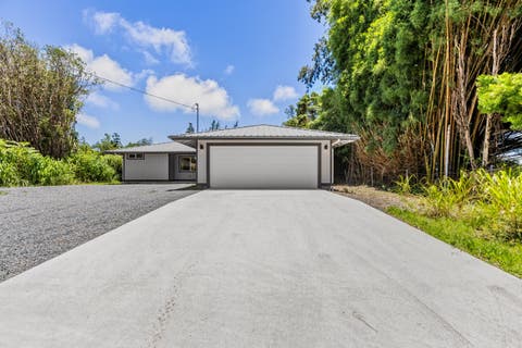 Photo of 18-7842 Ewalina Rd, Mountain View, HI 96771 (MLS # 730257)