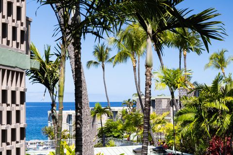 Photo of 75-6016 Alii Dr #211, Kailua-Kona, HI 96740 (MLS # 725490)