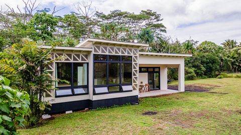 Photo of 15-1892 10th Ave, Keaau, HI 96749 (MLS # 725184)