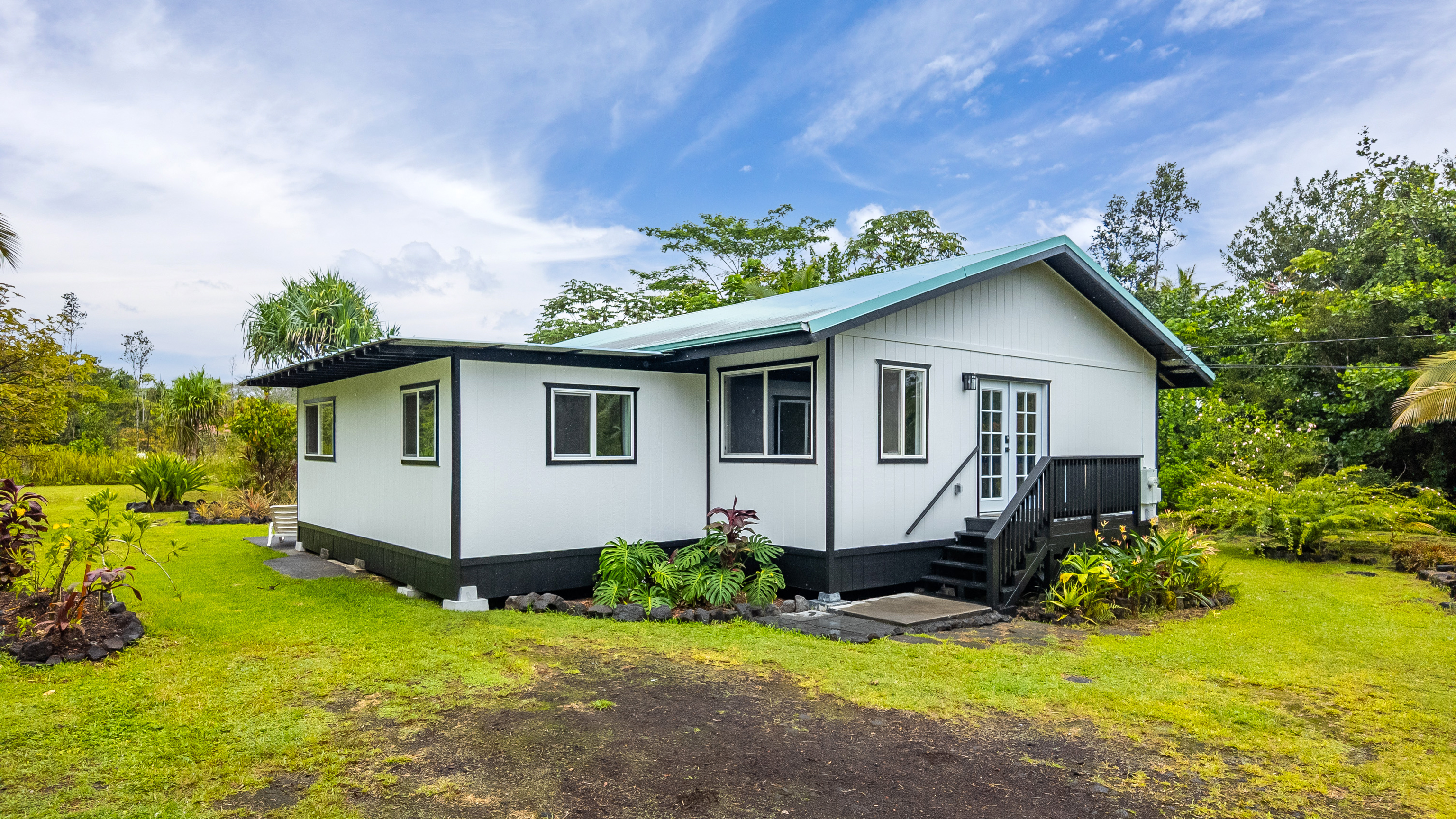 2 bedroom, 1 bath home on a fully fenced acre