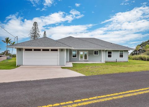 Photo of 94-5774 Kalakau St, Naalehu, HI 96772 (MLS # 729501)