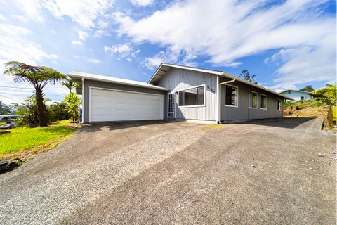 Photo of 18-7857 Henele Rd, Mountain View, HI 96771 (MLS # 732990)
