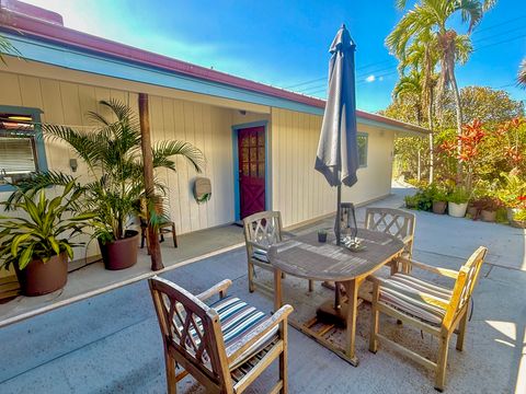 Photo of 94-1726 Wakea Ave, Naalehu, HI 96772 (MLS # 725617)