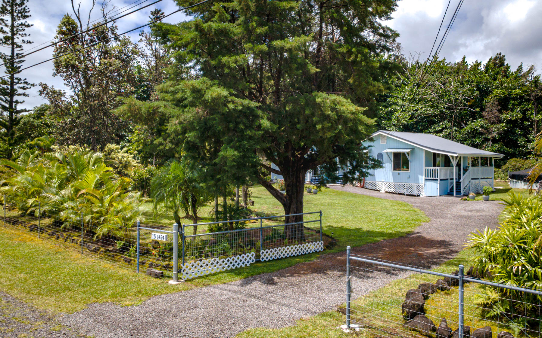 Welcome to your new home - 15-1424 9th Ave
