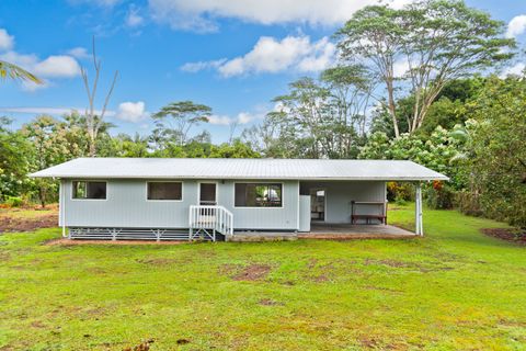 Photo of 15-1879 14th Ave, Keaau, HI 96749 (MLS # 726508)