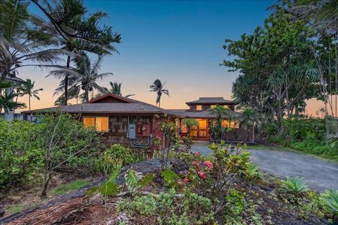 Photo of 15-1111 Ala Heiau Rd, Keaau, HI 96749 (MLS # 729820)