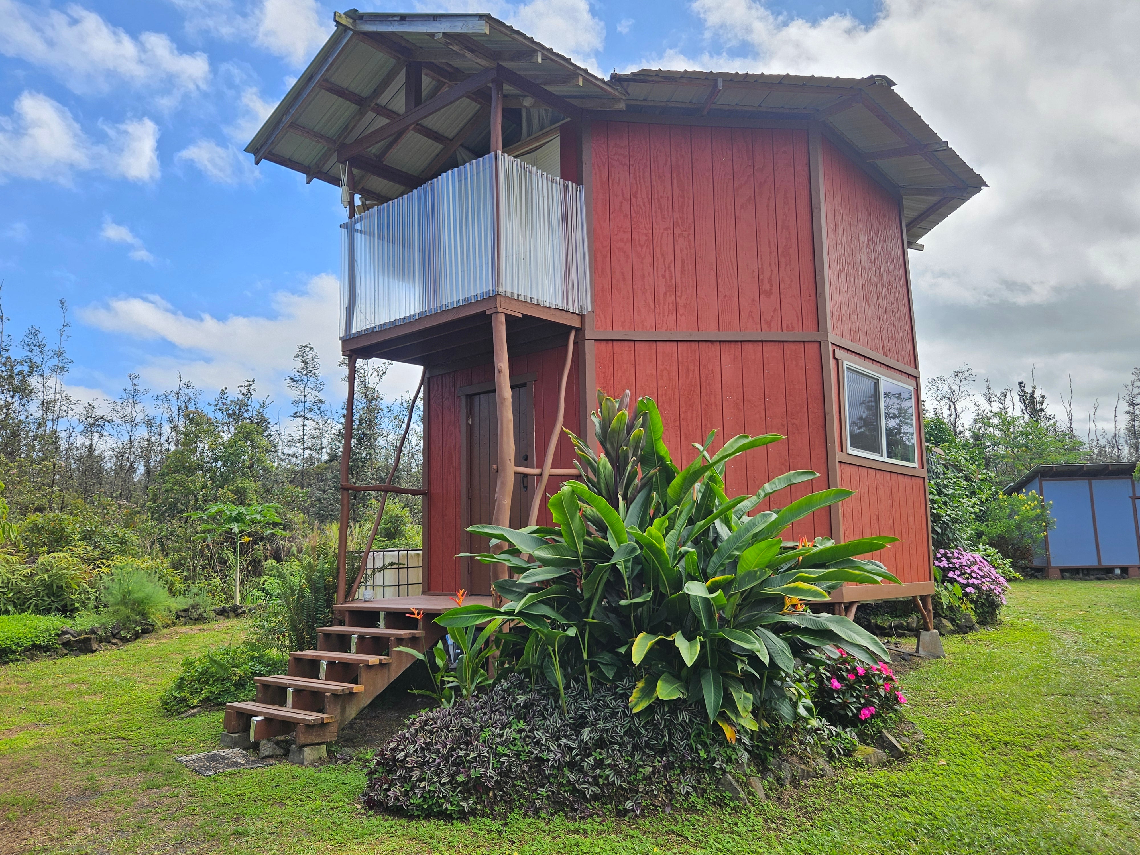 approx 400 sq ft Octogon home