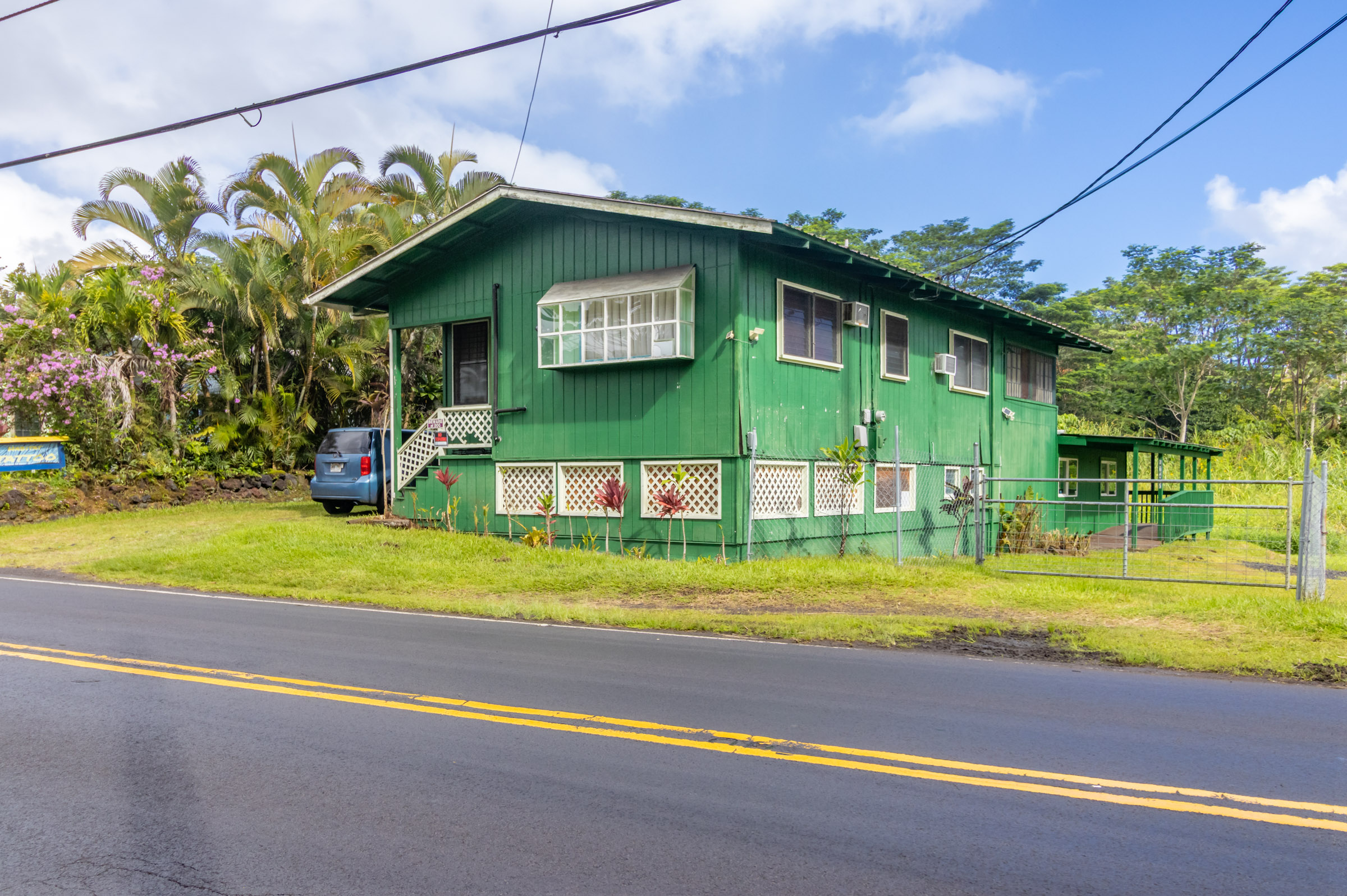Photo 1 of 30 — 15-2885 PAHOA VILLAGE RD, Pahoa, HI 96778