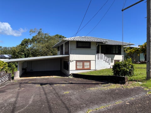 Photo of 11 Nanea St, Hilo, HI 96720 (MLS # 731872)