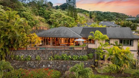 Photo of 76-1000 Pakalakala Pl, Kailua-Kona, HI 96740 (MLS # 726621)