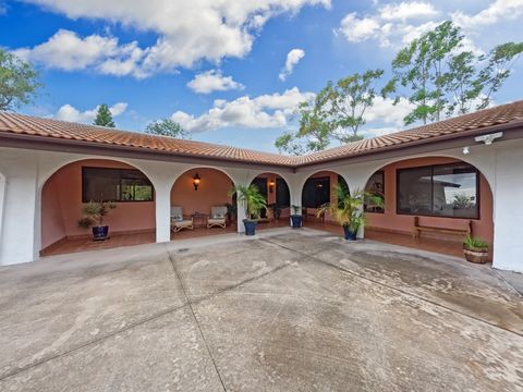 Photo of 92-979 Prince Kuhio Blvd, Ocean View, HI 96737 (MLS # 726284)