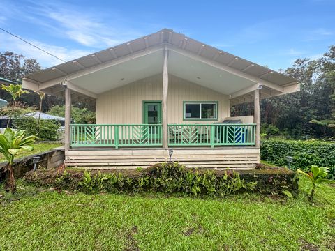 Photo of 18-2045 Leialoha St, Volcano, HI 96785 (MLS # 728079)