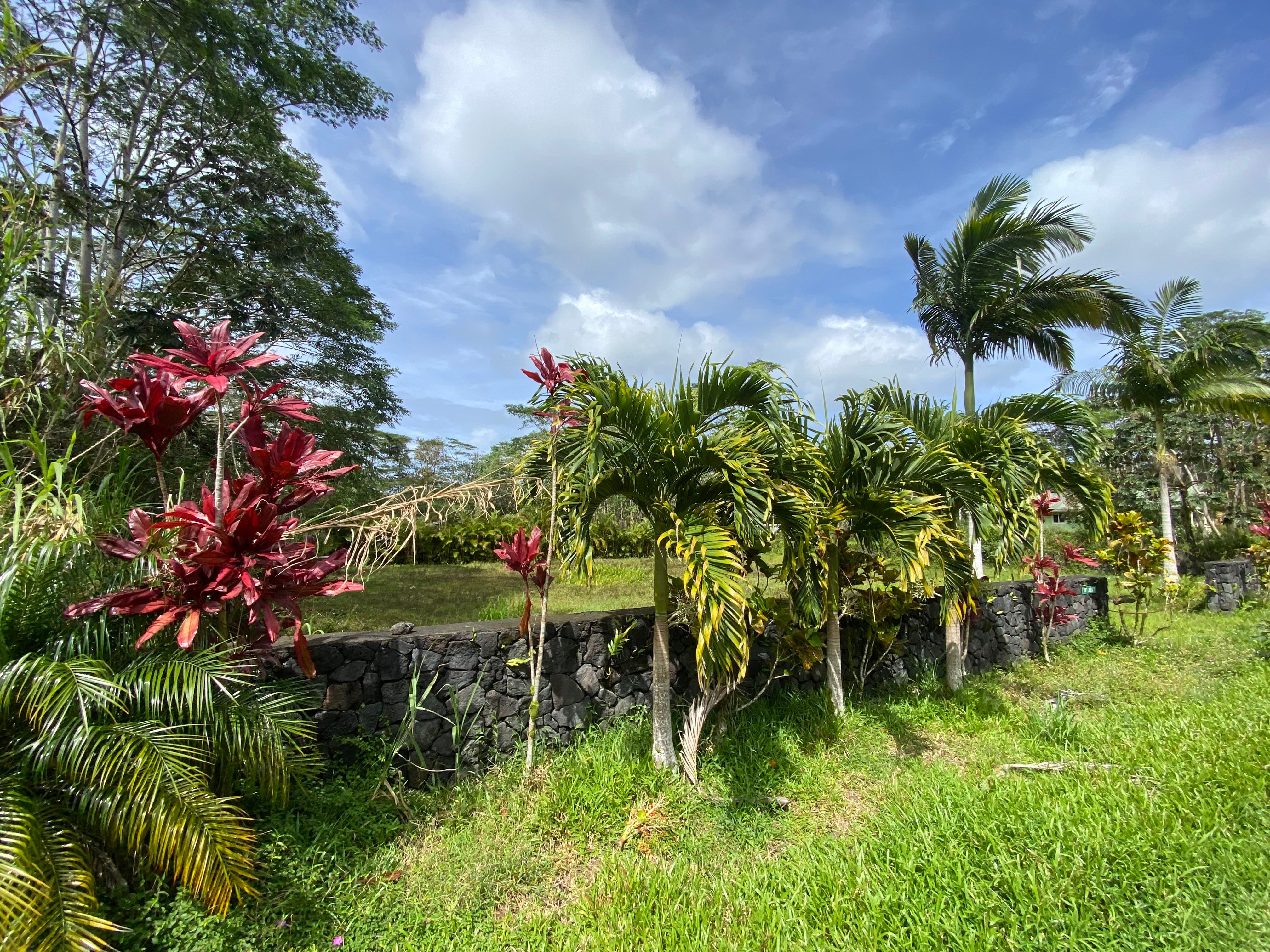 Photo 1 of 9 — 14-3379 PARADISE RD, Pahoa, HI 96778