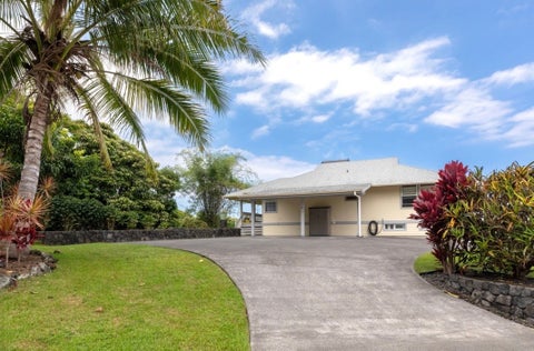 Photo of 77-6128 Mamalahoa Hwy #D, Holualoa, HI 96725 (MLS # 730618)