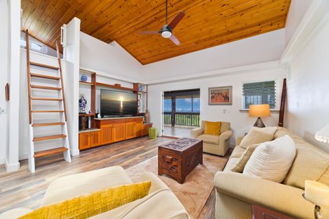 Photo of 32-56 Piha Kahuku Rd, Ninole, HI 96773 (MLS # 722957)