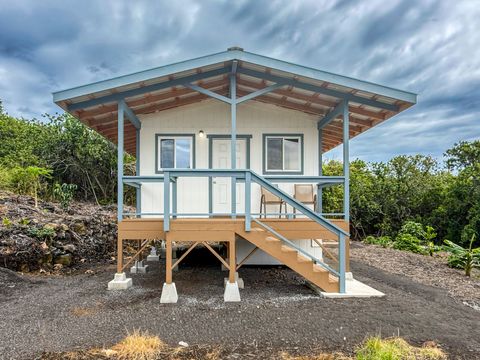Photo of 94-6410 Holowai St, Naalehu, HI 96772 (MLS # 729528)