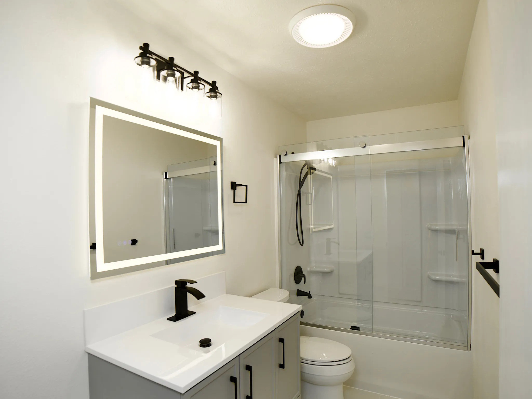 Waikoloa, Hawaii 96738, United States, 3 Bedrooms Bedrooms, ,2 BathroomsBathrooms,Residential,Active,211403