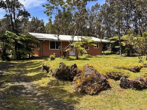 Photo of 11-3791 4th St, Volcano, HI 96785 (MLS # 724486)