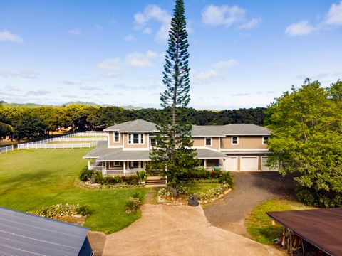 Photo of 41-569 Makakalo St, Waimanalo, HI 96795 (MLS # 724643)