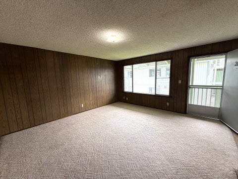 Photo of 485 Waianuenue Ave #201, Hilo, HI 96720 (MLS # 733107)