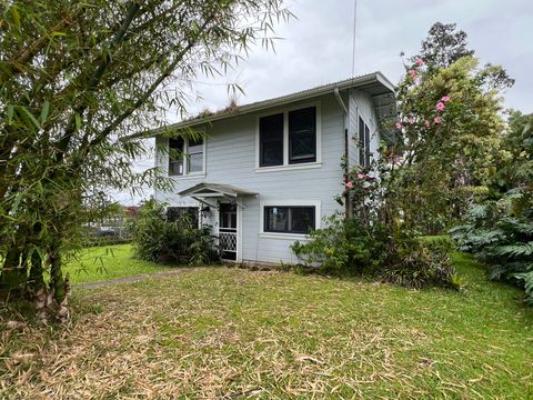 Photo of 2131 Kaumana Dr, Hilo, HI 96720 (MLS # 729183)