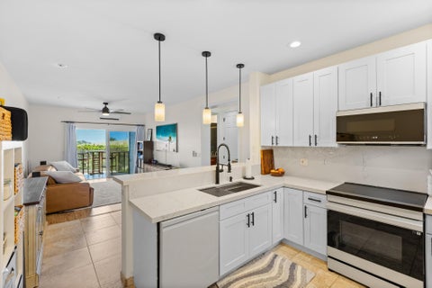 Photo of 73-1114 Nuuanu Pl #L102, Kailua Kona, HI 96740 (MLS # 733797)