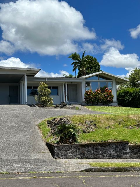 Photo of 1088 Apono Pl, Hilo, HI 96720 (MLS # 722713)