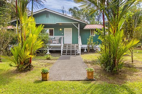 Photo of 121 Opio Rd, Hilo, HI 96720 (MLS # 724870)