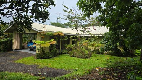 Photo of 15-2005 16th Ave, Keaau, HI 96749 (MLS # 728465)