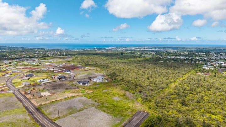 Photo 1 of 10 — 2721 KUKU STREET, Hilo, HI 96720