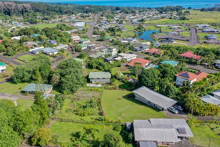 1980's subdivision created 3 lots, moving uphill (right to left) from Kaumana Drive: 558 Kaumana Dr, 558-A Kaumana Dr…