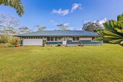Photo of 15-1987 21st Ave, Keaau, HI 96749 (MLS # 726791)