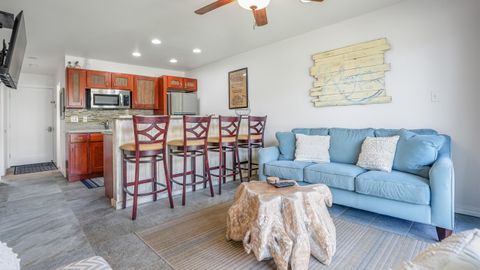 Photo of 4-856 Kuhio Hwy #206, Kapaa, HI 96746 (MLS # 724534)