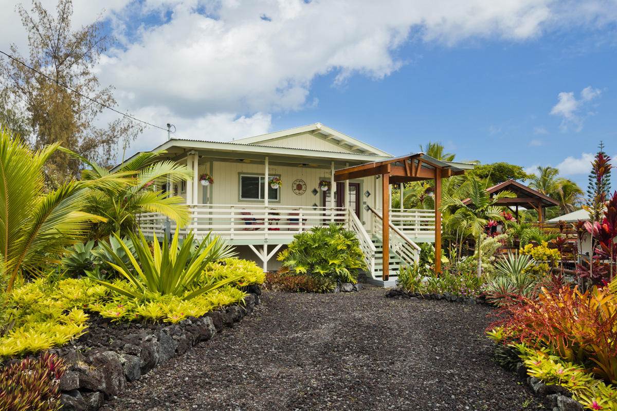 Photo 1 of 22 — 12-162 MOANAULI LOOP, Pahoa, HI 96778