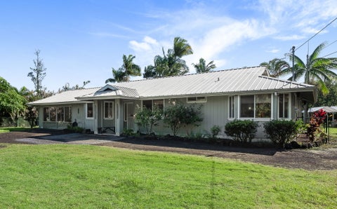Photo of 15-1500 10th Ave, Keaau, HI 96749 (MLS # 733978)