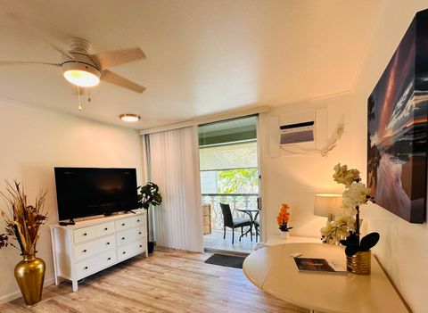 Photo of 75-5776 Kuakini Hwy #327, Kailua Kona, HI 96740 (MLS # 727227)